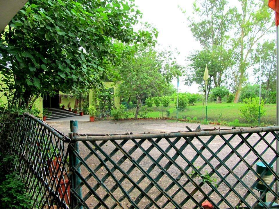 Hotel Bharatpur Ashok Exterior photo